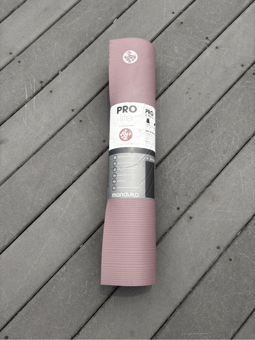 manduka Prolite Yoga Mat in Mauve